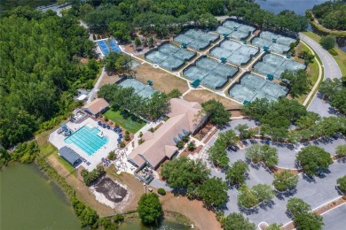 PRICE DECREASED TO SELL!!! MOTIVATED!!  Welcome to your 3235 on Hunters Green Country Club in Florida - for sale on GolfHomes.com, golf home, golf lot