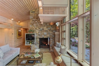Discover a bright and airy home in Wildcat Cliffs Country Club on Wildcat Cliffs Country Club in North Carolina - for sale on GolfHomes.com, golf home, golf lot