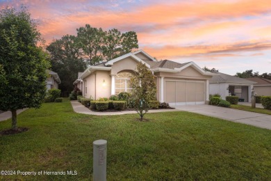 Easy, breezy Florida living? You betcha! This lovely Silverthorn on Silverthorn Country Club in Florida - for sale on GolfHomes.com, golf home, golf lot