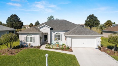 GREAT GOLF COURSE VIEWS from this 2 BR/2BA + Den/Office home in on Ocala Palms Golf and Country Club in Florida - for sale on GolfHomes.com, golf home, golf lot