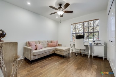 Welcome to the Oaks! This charming home offers an opportunity to on Highland Lakes Golf Course in Texas - for sale on GolfHomes.com, golf home, golf lot