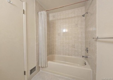 Well-maintained Malibu model corner unit located in the on Bretton Woods Country Club in New York - for sale on GolfHomes.com, golf home, golf lot