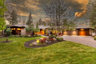 Nestled on a quiet cul-de-sac along the 18th fairway, this on Awbrey Glen Golf Club in Oregon - for sale on GolfHomes.com, golf home, golf lot