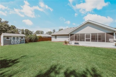 This 3 bedroom house has been fully repainted and new flooring on Bella Vista - Metfield Golf Complex and Country Club in Arkansas - for sale on GolfHomes.com, golf home, golf lot