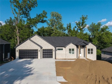 Builder is offering $10,000 in builder concessions! Located in on Big Sugar Golf Club in Arkansas - for sale on GolfHomes.com, golf home, golf lot