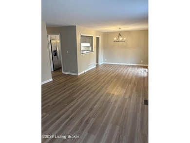 Cozy first floor condo in Hunting Creek near the golf course and on Hunting Creek Country Club in Kentucky - for sale on GolfHomes.com, golf home, golf lot