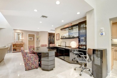 Welcome to the crown jewel of Villas in Hunters Run. This on Delray Dunes Golf and Country Club in Florida - for sale on GolfHomes.com, golf home, golf lot