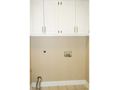Welcome to this charming 3-bedroom, 2-bath home in the desirable on Arrowhead Country Club in Alabama - for sale on GolfHomes.com, golf home, golf lot