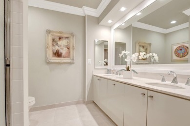 Welcome to the crown jewel of Villas in Hunters Run. This on Delray Dunes Golf and Country Club in Florida - for sale on GolfHomes.com, golf home, golf lot