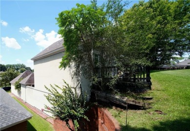 Welcome to this charming 3-bedroom, 2-bath home in the desirable on Arrowhead Country Club in Alabama - for sale on GolfHomes.com, golf home, golf lot