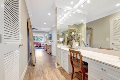 Welcome to the crown jewel of Villas in Hunters Run. This on Delray Dunes Golf and Country Club in Florida - for sale on GolfHomes.com, golf home, golf lot