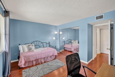 ASSESSMENT PAID! Fairways At Bonaventure 2 bedroom 2 bath on Bonaventure Country Club in Florida - for sale on GolfHomes.com, golf home, golf lot
