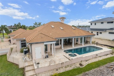 NEVER FLOODED ON THE INSIDE! LOW FLOOD INSURANCE COSTS! This on Royal Tee Country Club in Florida - for sale on GolfHomes.com, golf home, golf lot