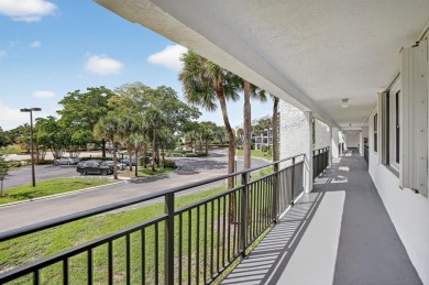 ASSESSMENT PAID! Fairways At Bonaventure 2 bedroom 2 bath on Bonaventure Country Club in Florida - for sale on GolfHomes.com, golf home, golf lot