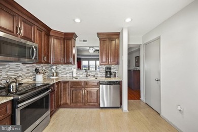 Beautifully maintained first floor condo in the highly sought on Clearbrook Golf Club in New Jersey - for sale on GolfHomes.com, golf home, golf lot