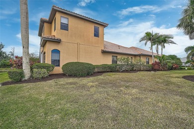 NEW AND IMPROVED PRICE & BACK ON MARKET! Discover refined on Plantation Golf and Country Club in Florida - for sale on GolfHomes.com, golf home, golf lot