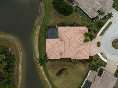 NEW AND IMPROVED PRICE & BACK ON MARKET! Discover refined on Plantation Golf and Country Club in Florida - for sale on GolfHomes.com, golf home, golf lot