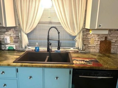 Welcome to your perfect seasonal escape! This 2-bedroom on Crystal Lake Club in Florida - for sale on GolfHomes.com, golf home, golf lot