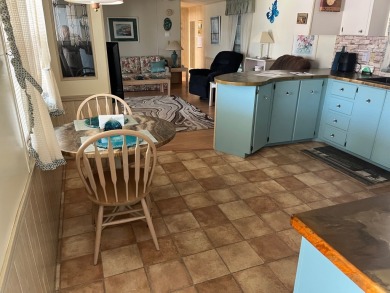 Welcome to your perfect seasonal escape! This 2-bedroom on Crystal Lake Club in Florida - for sale on GolfHomes.com, golf home, golf lot