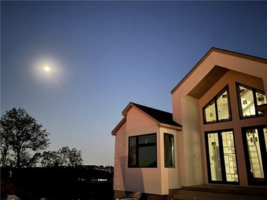 WaterCrest Landing | Sunset Views. Elevated Living. 

LUXURY on Falcon Ridge Golf Course in Kansas - for sale on GolfHomes.com, golf home, golf lot