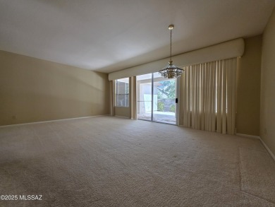 Great opportunity to own a HUD Home, save thousands! on Saddlebrooke Golf Course in Arizona - for sale on GolfHomes.com, golf home, golf lot