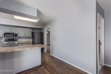 Check out this charming 2-bedroom Gemini home in the active on Sun City Country Club in Arizona - for sale on GolfHomes.com, golf home, golf lot