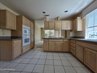 Great opportunity to own a HUD Home, save thousands! on Saddlebrooke Golf Course in Arizona - for sale on GolfHomes.com, golf home, golf lot