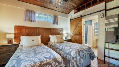 CHARMING COTTAGE in OLD KINDERHOOK GOLF COMMUNITY - This on The Club At Old Kinderhook in Missouri - for sale on GolfHomes.com, golf home, golf lot