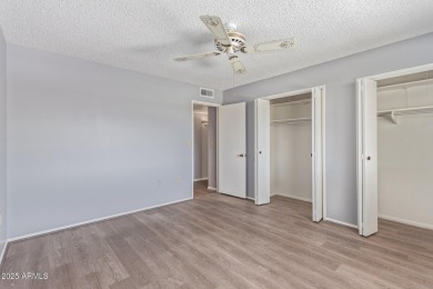 Check out this charming 2-bedroom Gemini home in the active on Sun City Country Club in Arizona - for sale on GolfHomes.com, golf home, golf lot