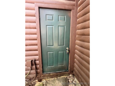 CHARMING COTTAGE in OLD KINDERHOOK GOLF COMMUNITY - This on The Club At Old Kinderhook in Missouri - for sale on GolfHomes.com, golf home, golf lot