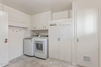 Check out this charming 2-bedroom Gemini home in the active on Sun City Country Club in Arizona - for sale on GolfHomes.com, golf home, golf lot