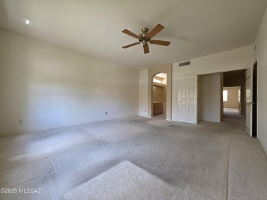 Great opportunity to own a HUD Home, save thousands! on Saddlebrooke Golf Course in Arizona - for sale on GolfHomes.com, golf home, golf lot