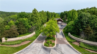 CHARMING COTTAGE in OLD KINDERHOOK GOLF COMMUNITY - This on The Club At Old Kinderhook in Missouri - for sale on GolfHomes.com, golf home, golf lot
