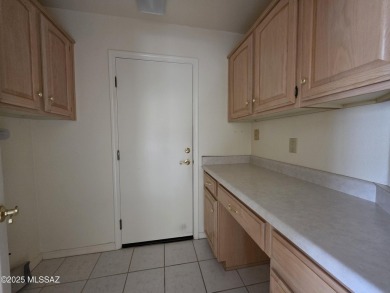 Great opportunity to own a HUD Home, save thousands! on Saddlebrooke Golf Course in Arizona - for sale on GolfHomes.com, golf home, golf lot