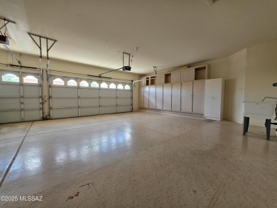 Great opportunity to own a HUD Home, save thousands! on Saddlebrooke Golf Course in Arizona - for sale on GolfHomes.com, golf home, golf lot