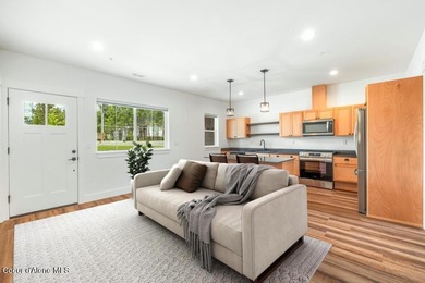 Welcome to Bay Trail Condos, modern elegance meets the natural on Sandpoint Elks Golf Course in Idaho - for sale on GolfHomes.com, golf home, golf lot