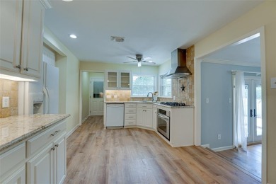 MOTIVATED SELLER!!! 3 BEDROOM, 2 BATH WITH A BEAUTIFUL POOL - on Hillsboro Country Club in Texas - for sale on GolfHomes.com, golf home, golf lot