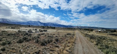 1 Acre Lot in Battlement Mesa! Discover your dream home site on Battlement Mesa Golf Course in Colorado - for sale on GolfHomes.com, golf home, golf lot