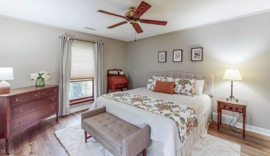 This 1,366 sqft, 3-bedroom, 2-full bath condo offers the perfect on Fox Den Golf Course in Ohio - for sale on GolfHomes.com, golf home, golf lot