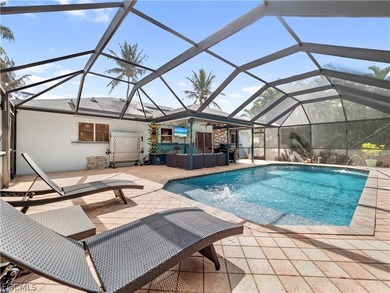 Welcome to your own private oasis! This charming 3-bedroom on Palmetto-Pine Country Club in Florida - for sale on GolfHomes.com, golf home, golf lot