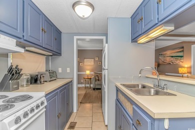 Do you want to live on VACATION full time or have a fabulous on Prestwick Country Club in South Carolina - for sale on GolfHomes.com, golf home, golf lot