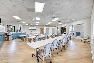 Welcome home to 3343 Via Montana Way! Approximately 1700 sq ft on Herons Glen Golf and Country Club in Florida - for sale on GolfHomes.com, golf home, golf lot