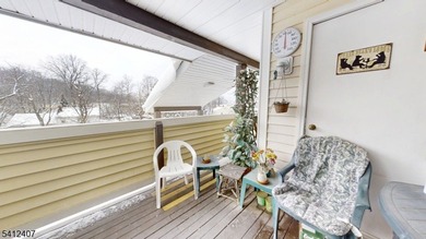 Welcome to a 2-bedroom, 2-bath condo in The Pointe, Union, NJ on Galloping Hill Golf Course in New Jersey - for sale on GolfHomes.com, golf home, golf lot