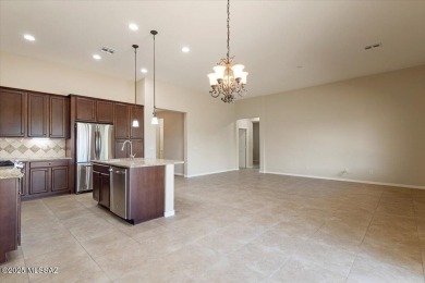 Welcome to this luxurious 2 bedroom plus den home nestled in a on Quail Creek Country Club  in Arizona - for sale on GolfHomes.com, golf home, golf lot