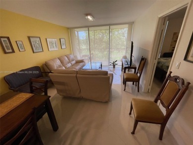 THE BEST LINE IN CORONADO TOWER I. 
A Split-Plan 2bed/2bath on Turnberry Isle Resort and Club in Florida - for sale on GolfHomes.com, golf home, golf lot