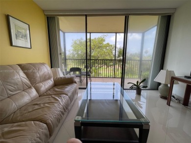 THE BEST LINE IN CORONADO TOWER I. 
A Split-Plan 2bed/2bath on Turnberry Isle Resort and Club in Florida - for sale on GolfHomes.com, golf home, golf lot