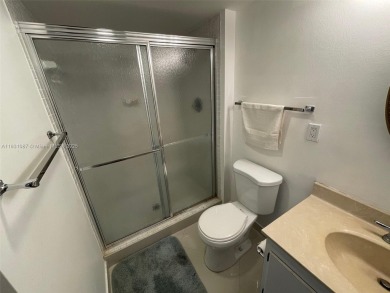 THE BEST LINE IN CORONADO TOWER I. 
A Split-Plan 2bed/2bath on Turnberry Isle Resort and Club in Florida - for sale on GolfHomes.com, golf home, golf lot