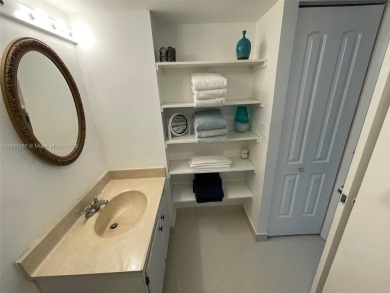 THE BEST LINE IN CORONADO TOWER I. 
A Split-Plan 2bed/2bath on Turnberry Isle Resort and Club in Florida - for sale on GolfHomes.com, golf home, golf lot