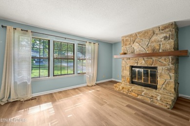 This cozy 3 bedroom/2 bath home features vinyl siding, fenced on Druid Hills Golf Club in Tennessee - for sale on GolfHomes.com, golf home, golf lot