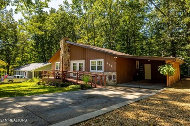 Step into spring in this warm and inviting one-level home on Druid Hills Golf Club in Tennessee - for sale on GolfHomes.com, golf home, golf lot